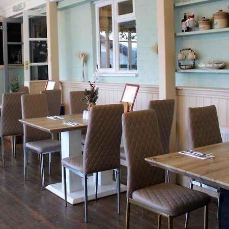 Dog And Partridge Inn كالني المظهر الخارجي الصورة