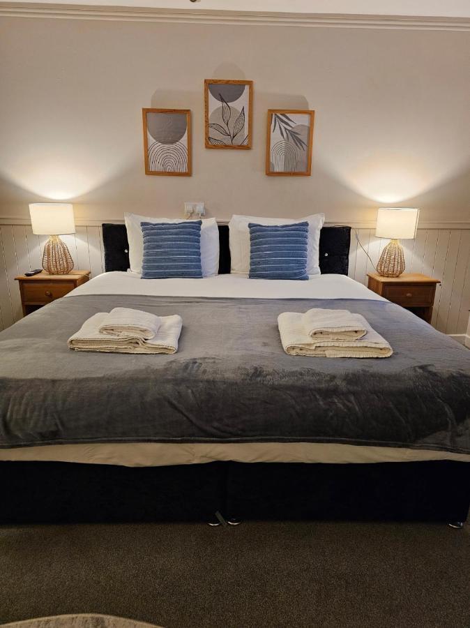 Dog And Partridge Inn كالني المظهر الخارجي الصورة
