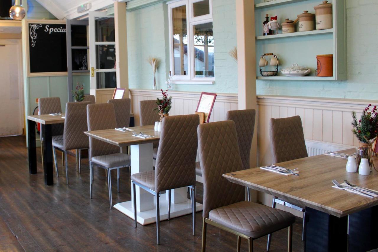 Dog And Partridge Inn كالني المظهر الخارجي الصورة